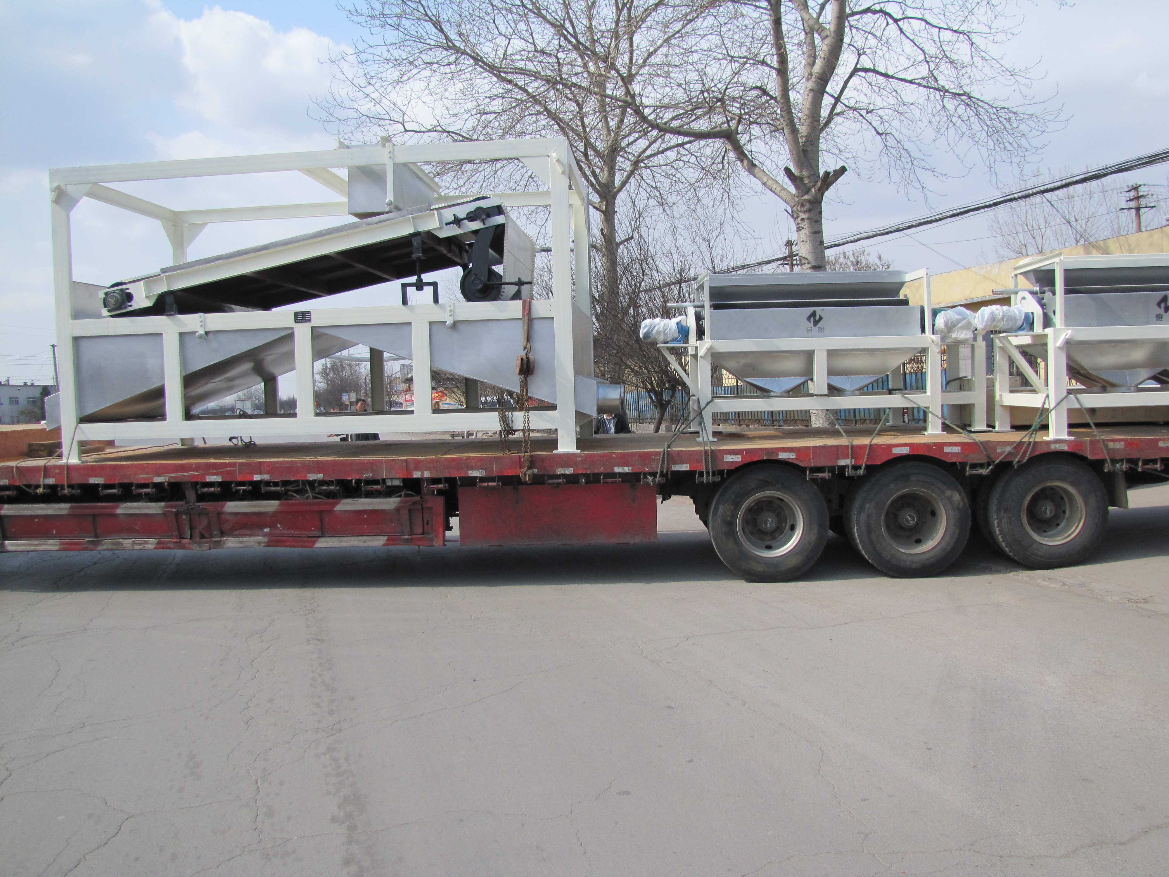 午夜免费看视频