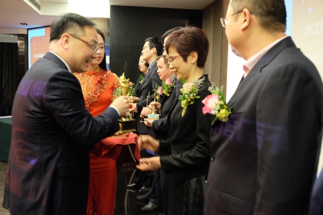 1519976982501406p426.jpg 20.jpg